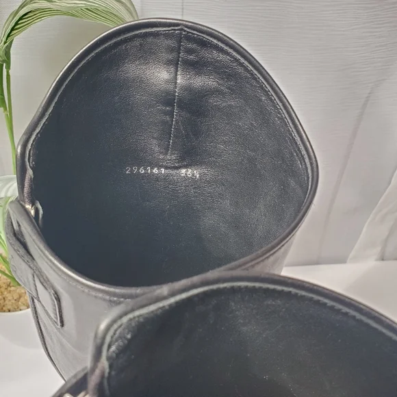 Gucci Black Leather Knee High Boots Low Heel Riding Boots Size 36.5 - Picture 7 of 14